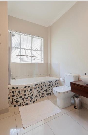 Modern Apartment In Rosebank Johannesburg Dış mekan fotoğraf
